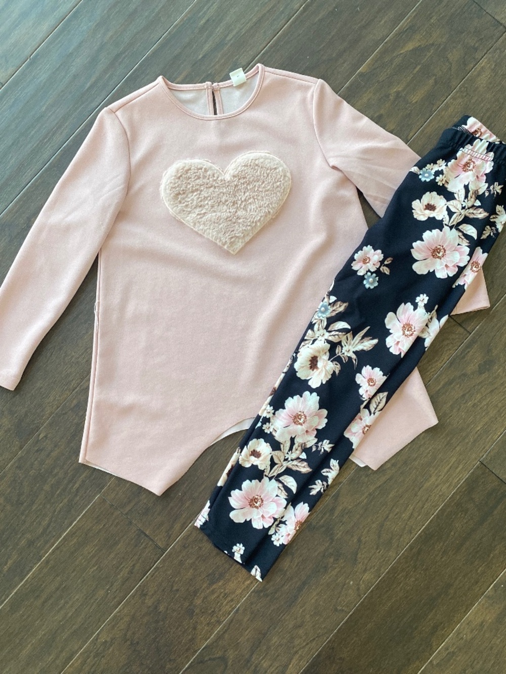 Adorable heart/floral set